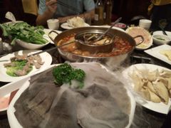 -小天鹅火锅·一线江景洪鼎旗舰店(洪崖洞店)