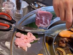 -哈哈碳都·牛肋条无限自助烤肉(台江万达店)