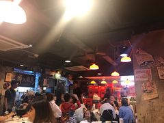 大堂-鲜入围煮花胶鸡海鲜火锅