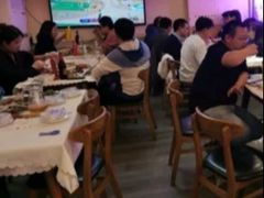 -海盗船. 龙虾烧烤. 酒馆