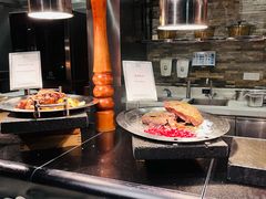 -锦厨国际自助餐厅 · 云端景观 (昆明索菲特大酒店)