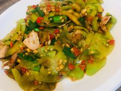 青番茄炒腊肉-邵老爹老杭州白斩鸡·家常菜(建国北路店)