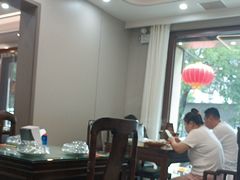 -龙香居海鲜浑锅家常菜·特色驴肉