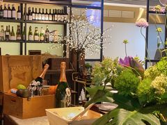 -Carbon莫卡哆·意大利复古集市餐厅(杭州大厦店)