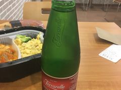 翡莱利气泡水-全家便利店(孩儿巷店)