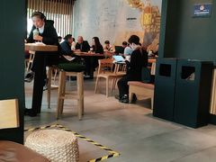 -星巴克(大宁店)
