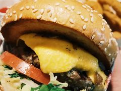 -The Habit Burger Grill 哈比特汉堡(复兴soho店)