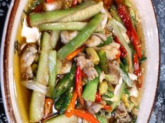-黄桷树曹家私房菜(江与城店)