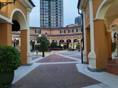 -佛罗伦萨小镇广佛名品奥特莱斯(疏港路店)