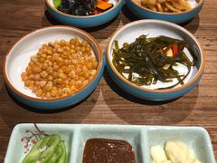 -明洞阿姨·韩式酱蟹烤肉·创意料理(三元桥店)