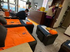 -老苗医养生堂(（1店）解放东路店)