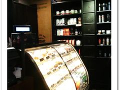 杯子的展示柜-星巴克臻选(北京前门大街店)