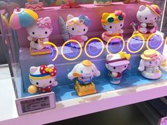 -泡泡玛特POPMART(上海环球港店)