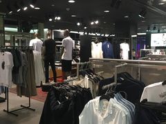 -H&M(鹏欣水游城店)