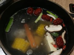 -呷哺呷哺(新世界百货望京店)