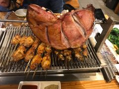 -欢乐牧人蒙古炭烤羊腿(四平路店)