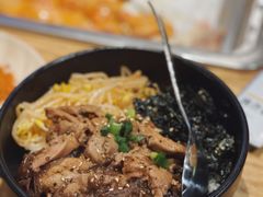 黑椒鸡腿肉拌饭-新石器烤肉(招商1872店)