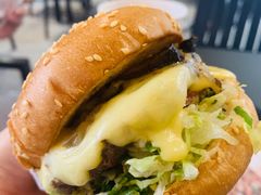 -The Habit Burger Grill 哈比特汉堡(爱琴海店)