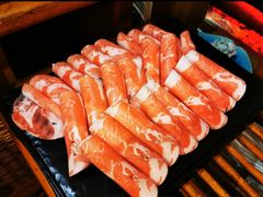 -老牌坊云南鱼豆花火锅(爱建店)