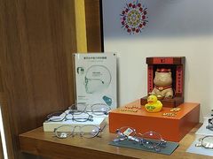 -一代眼镜(浦东大拇指广场店)