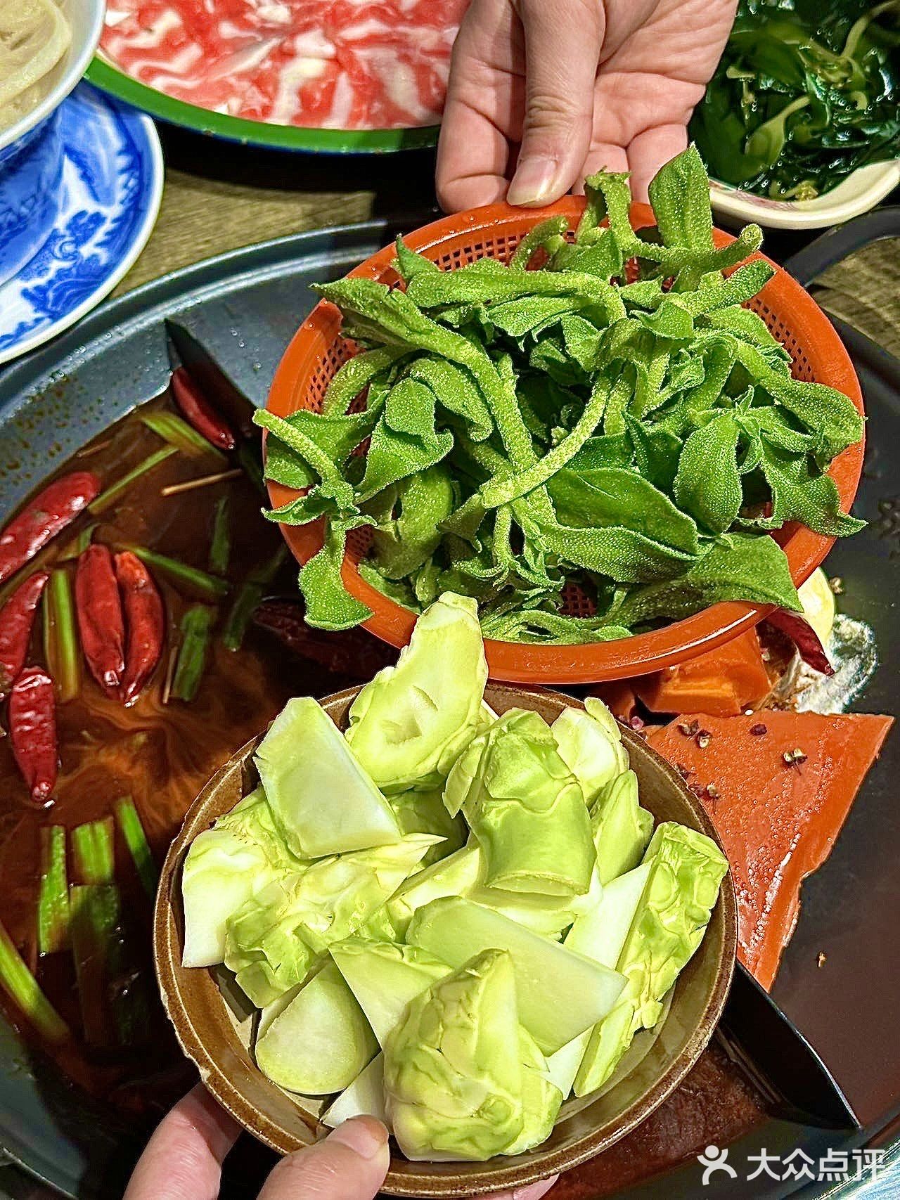 南京座无虚席的火锅店🍲一天不吃浑身难受