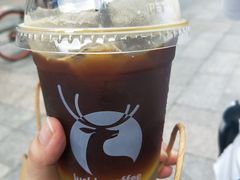 黑金气泡美式-瑞幸咖啡(长兴智汇商务中心店)
