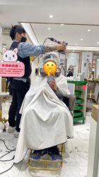 -镁连社·美联社