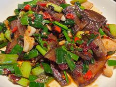 土大蒜炒土腊肉-农耕记·湖南土菜(halo广场店)