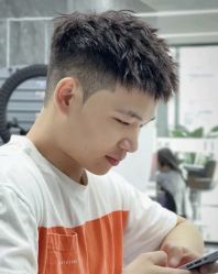 -米娜男士新国潮理发馆