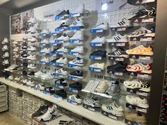 -ABC MART(心斎橋店)