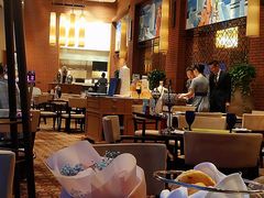 -香格里拉鱼跃地中海西餐厅·牛排披萨