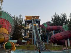 -欢乐水魔方水世界