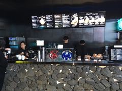 -Cafe Aewol Monsant