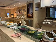 -斑斓西餐厅·自助茶点(高崎机场佰翔花园酒店)