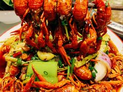 -乡土黄·鲜牛肉火锅·小龙虾(兴业街店)