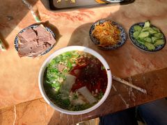 牛肉面-清真·苍鹰蓬灰牛肉面(盐场路店)