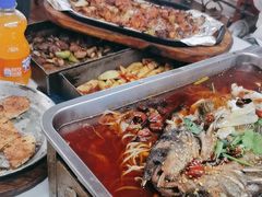 -老东镇啤酒屋海鲜加工·蒸汽海鲜·海鲜烧烤(台东店)