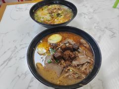 -花溪巷牛肉粉(泉城路店)