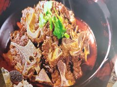 -运气牛自助酱大骨火锅(南京东路店)