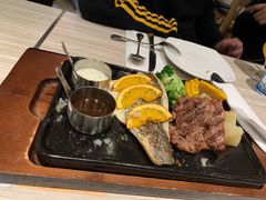 -必胜客(证大大拇指店)