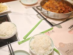 -黄记煌三汁焖锅(新佳丽江汉路店)