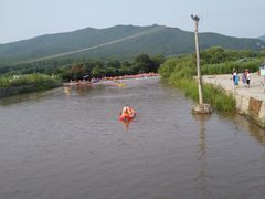 -帽儿山漂流