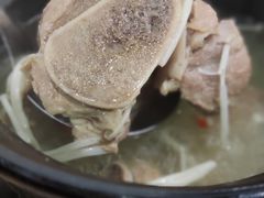 -老火大骨头汤馆