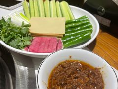 -玺炖·中国铁锅炖(虹桥天街店)