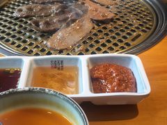 -唯成•韩国炭火烤肉 유성고기