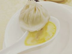 蟹粉小笼包-绿波廊(豫园店)
