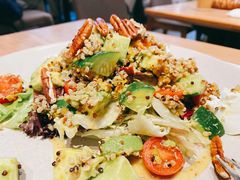 藜麦牛油果沙拉-麦田工坊(月湖店)
