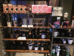 零售区-星巴克(广州番禺钻汇广场分店)