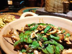 -吃饭皇帝大土家民族菜(正大广场店)