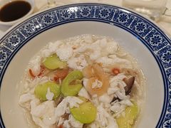 -山明水秀大饭店